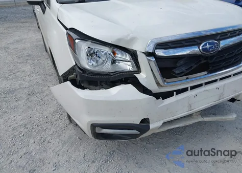 2017 Subaru Forester 2.5I Premium z USA, uszkodzony, nr VIN JF2SJAEC1HH594756